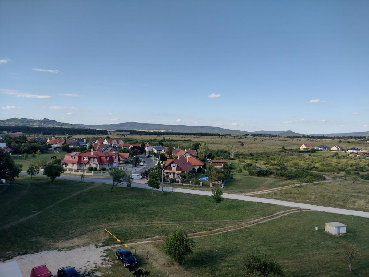 Appartamento Kilátó Apartman Tapolca Esterno foto