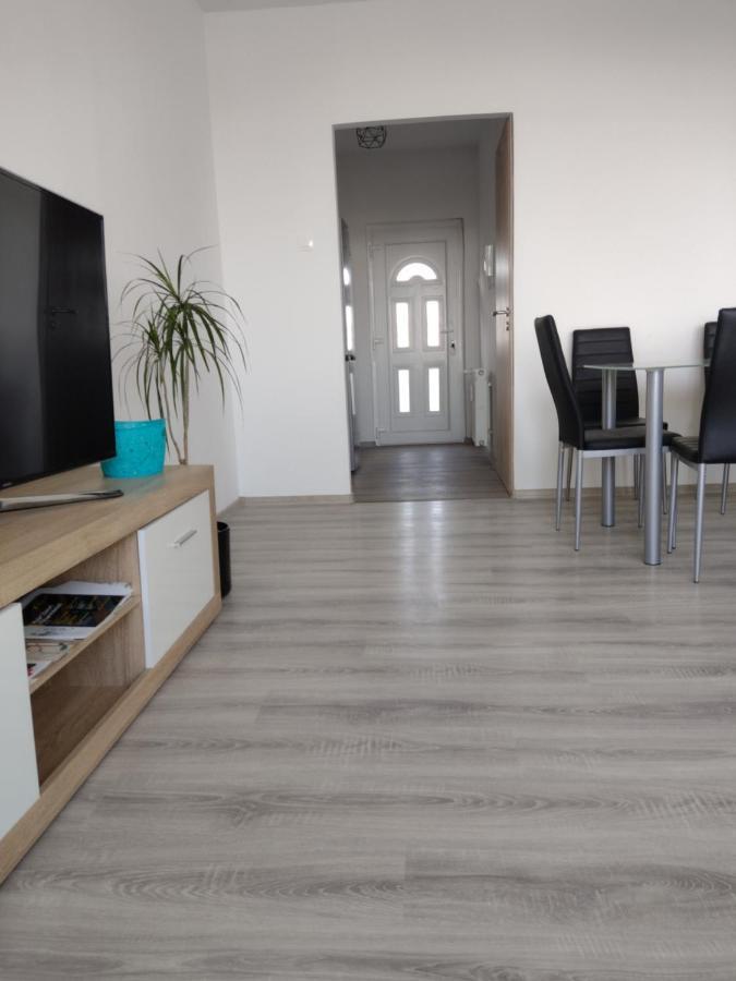 Appartamento Kilátó Apartman Tapolca Esterno foto